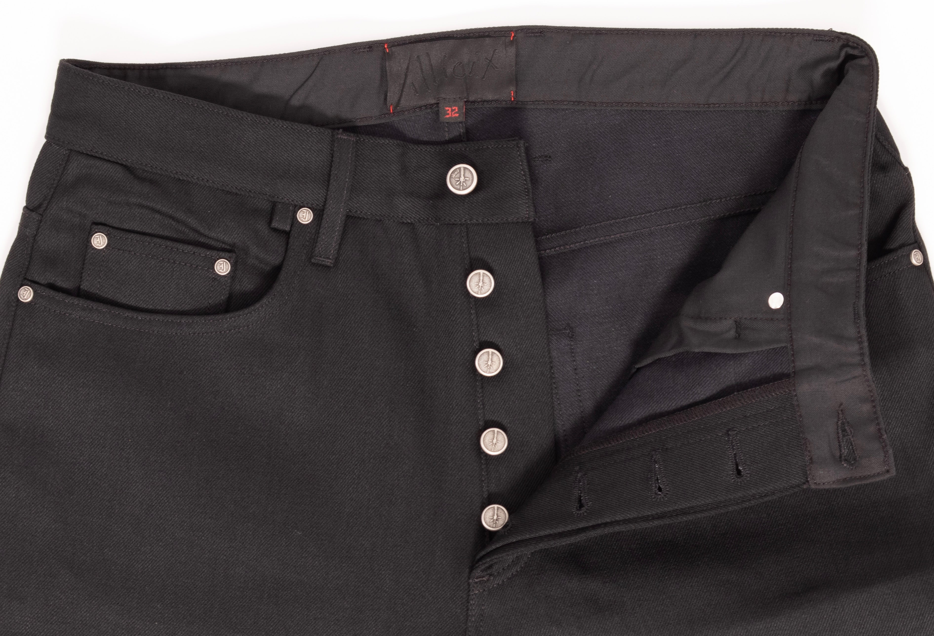 ILLICIT CUT DENIM