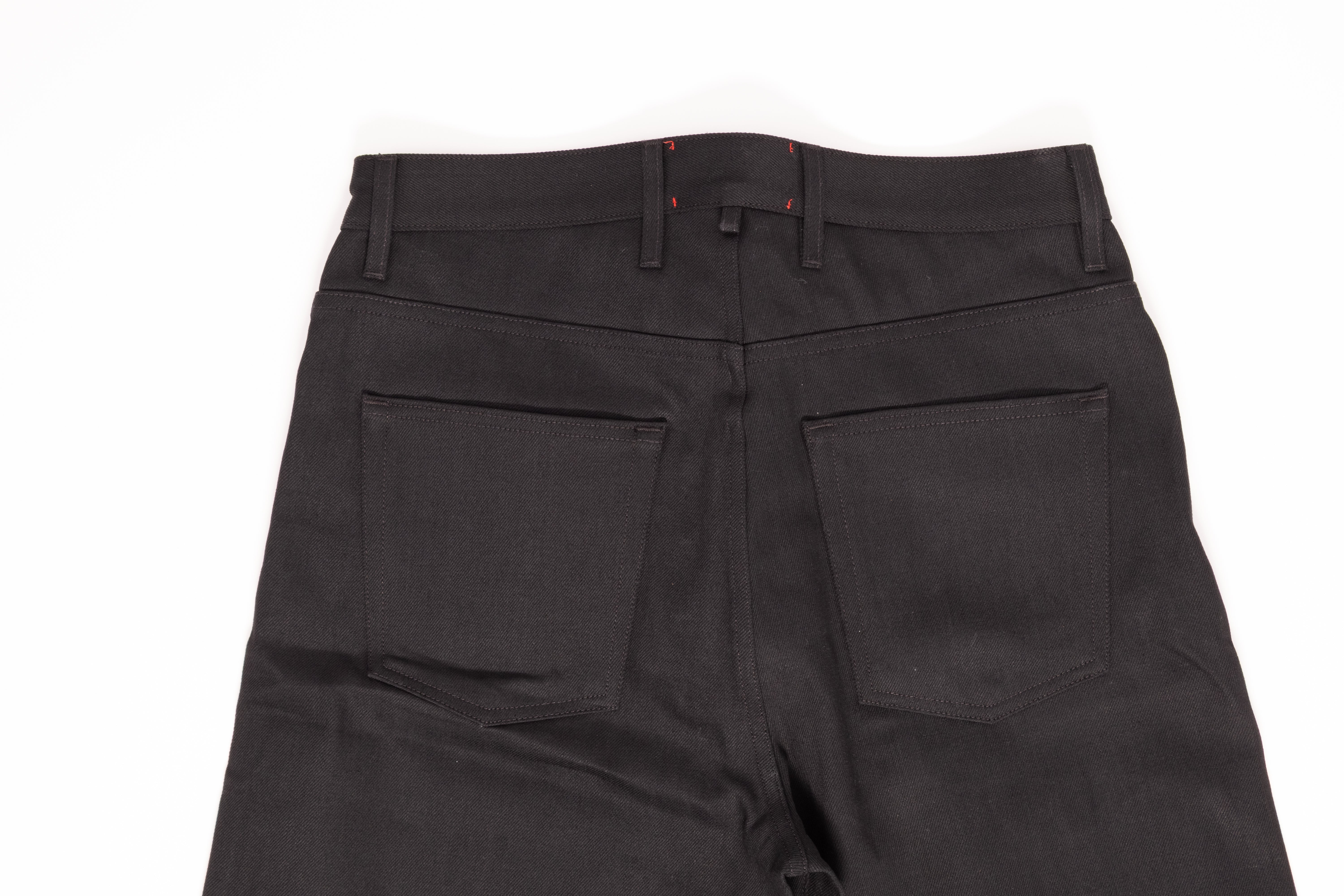 ILLICIT CUT DENIM