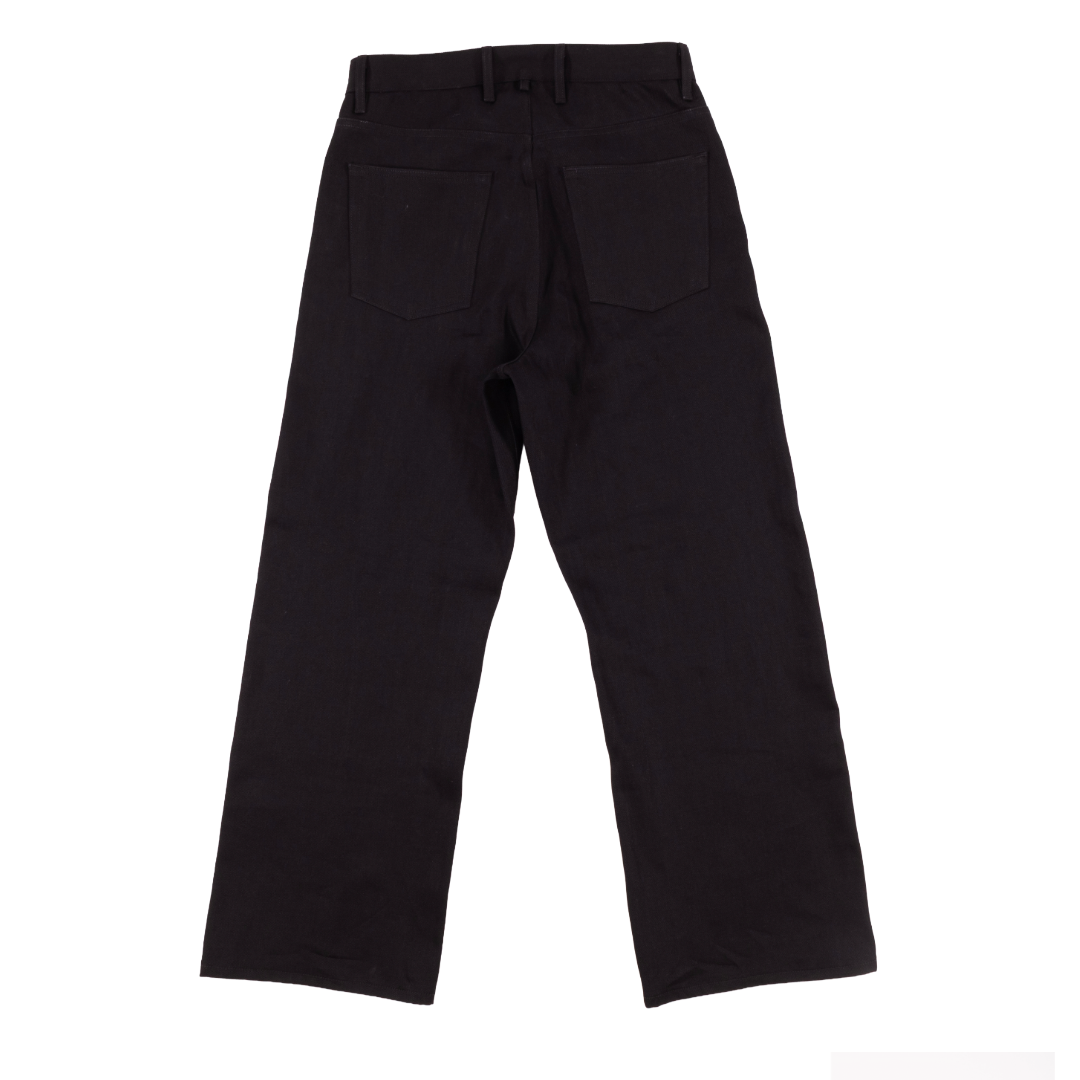 ILLICIT CUT DENIM